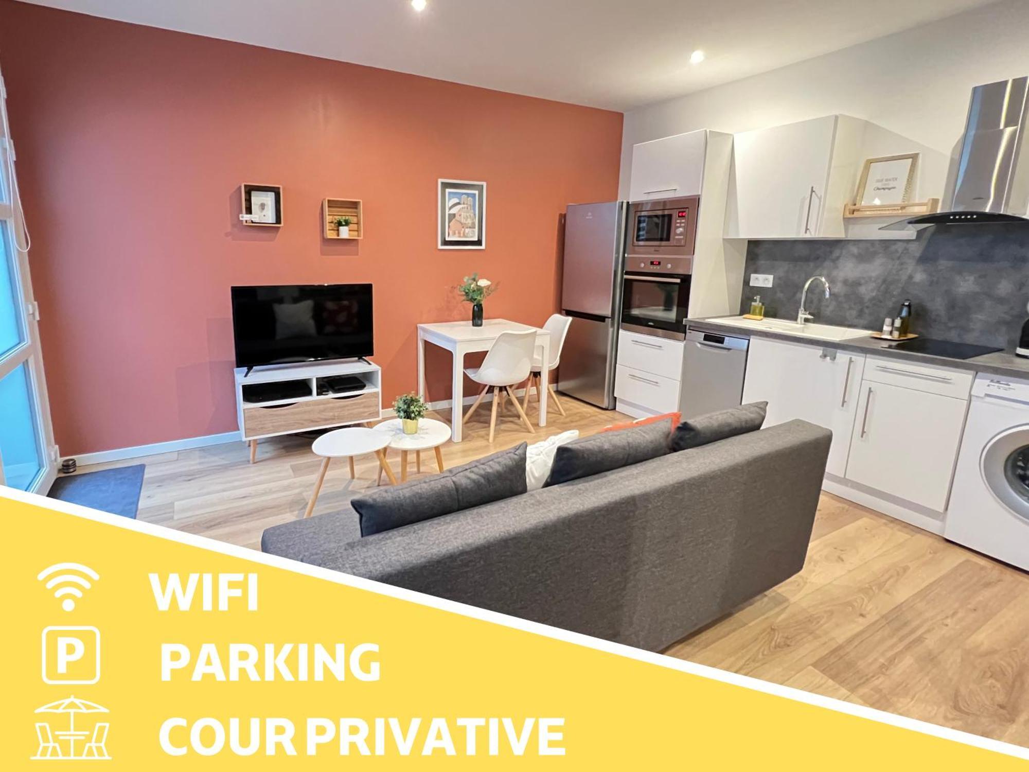 Le Remois - Parking - Cour Privative - Wifi Appartement Reims Buitenkant foto